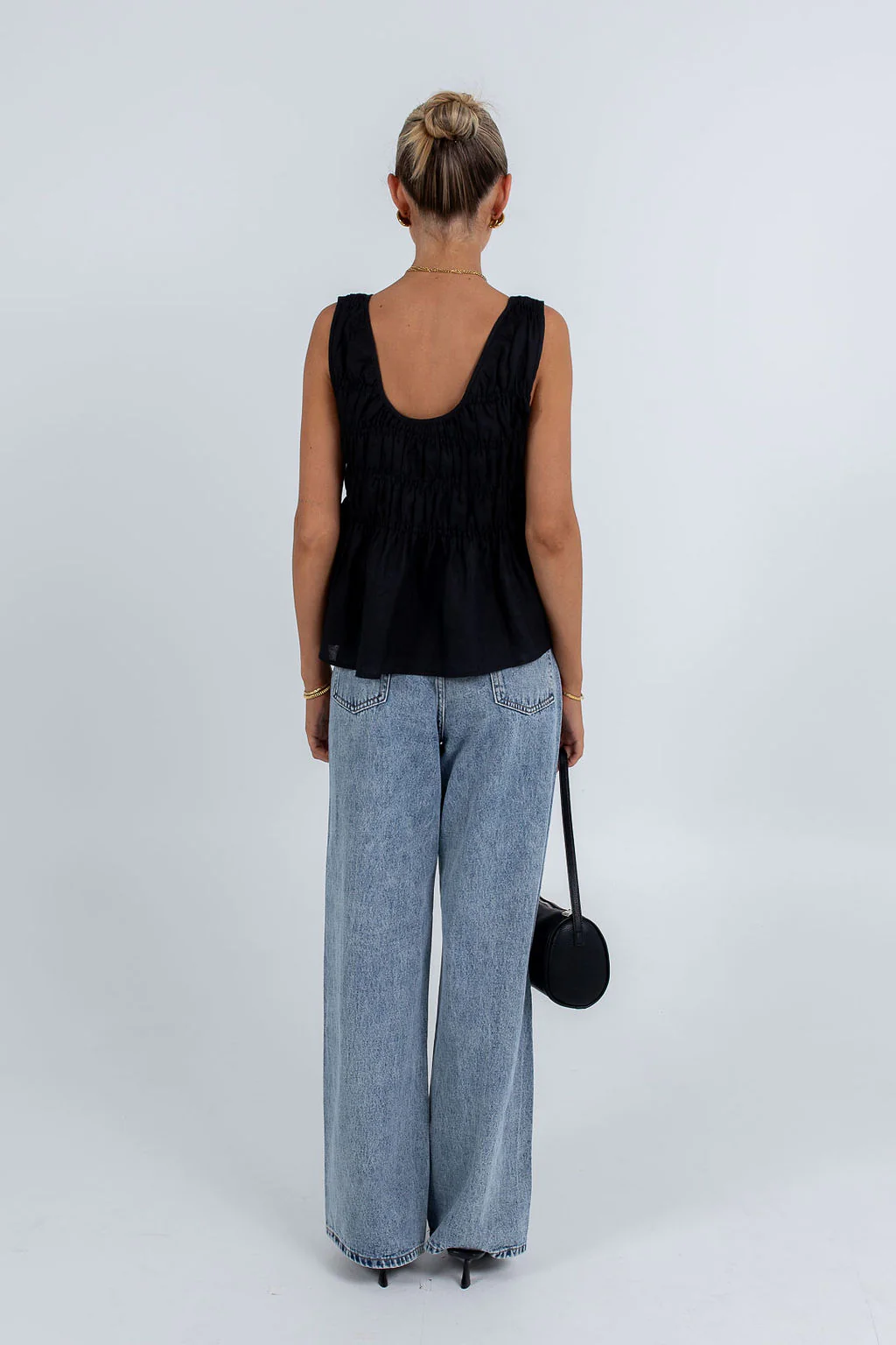 Alegra Linen Top Black - Image 4