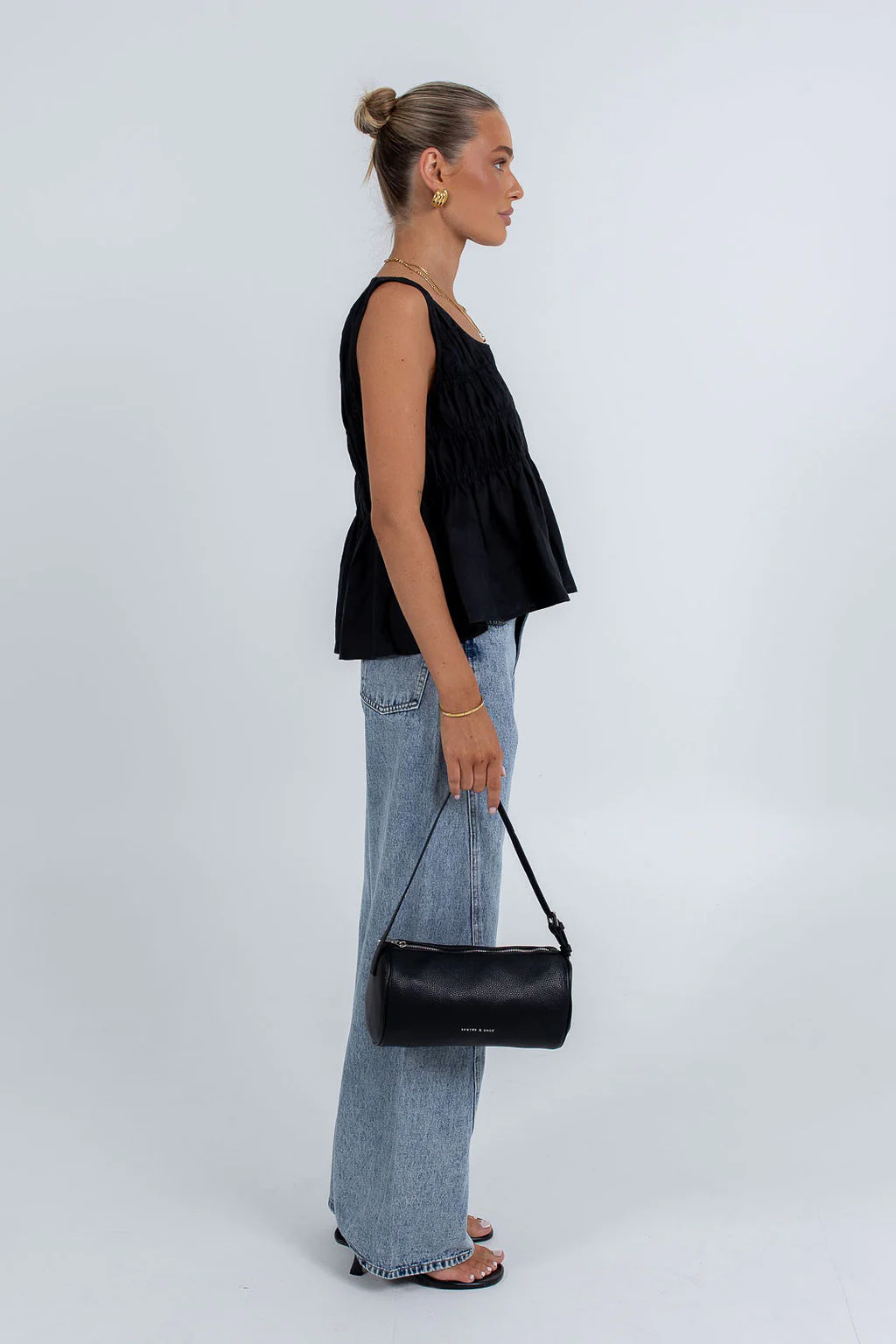 Alegra Linen Top Black - Image 8