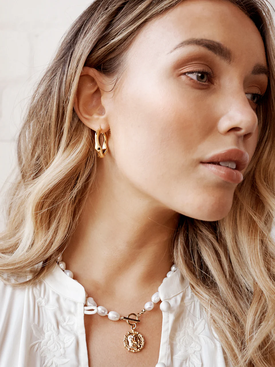 Arielle Earrings - Gold - Image 4