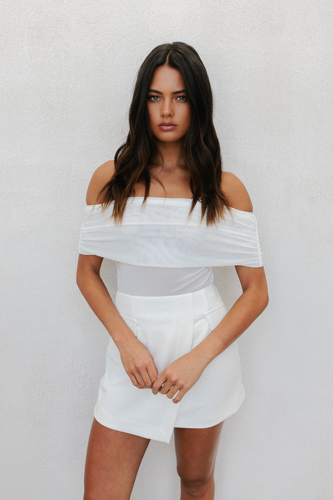 Azrah Mini Skirt Ivory - Image 10