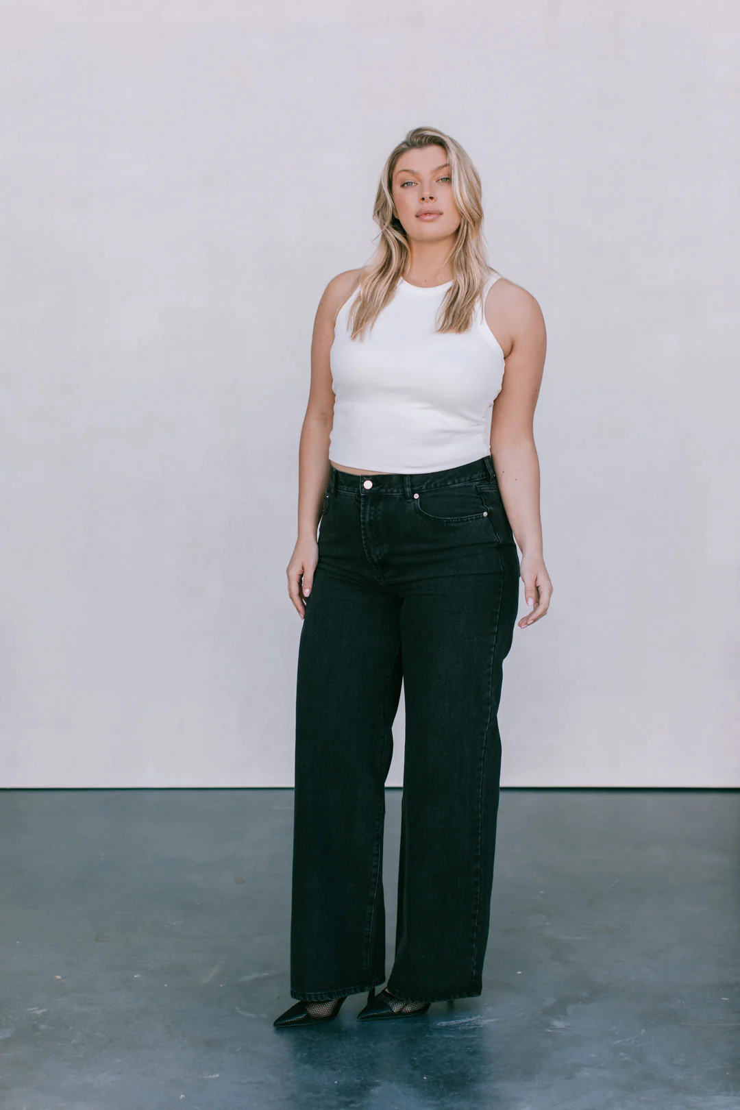 Carissa Wide Leg Jeans Washed Black - Image 17