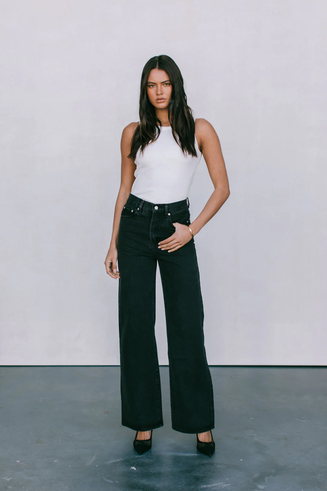 Carissa Wide Leg Jeans Washed Black - Image 19