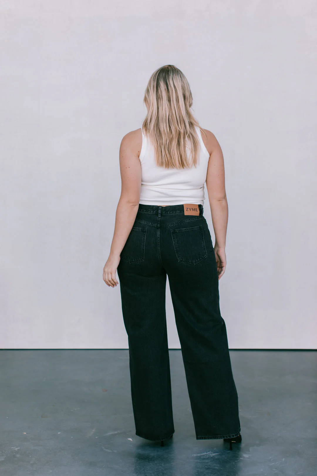 Carissa Wide Leg Jeans Washed Black - Image 23