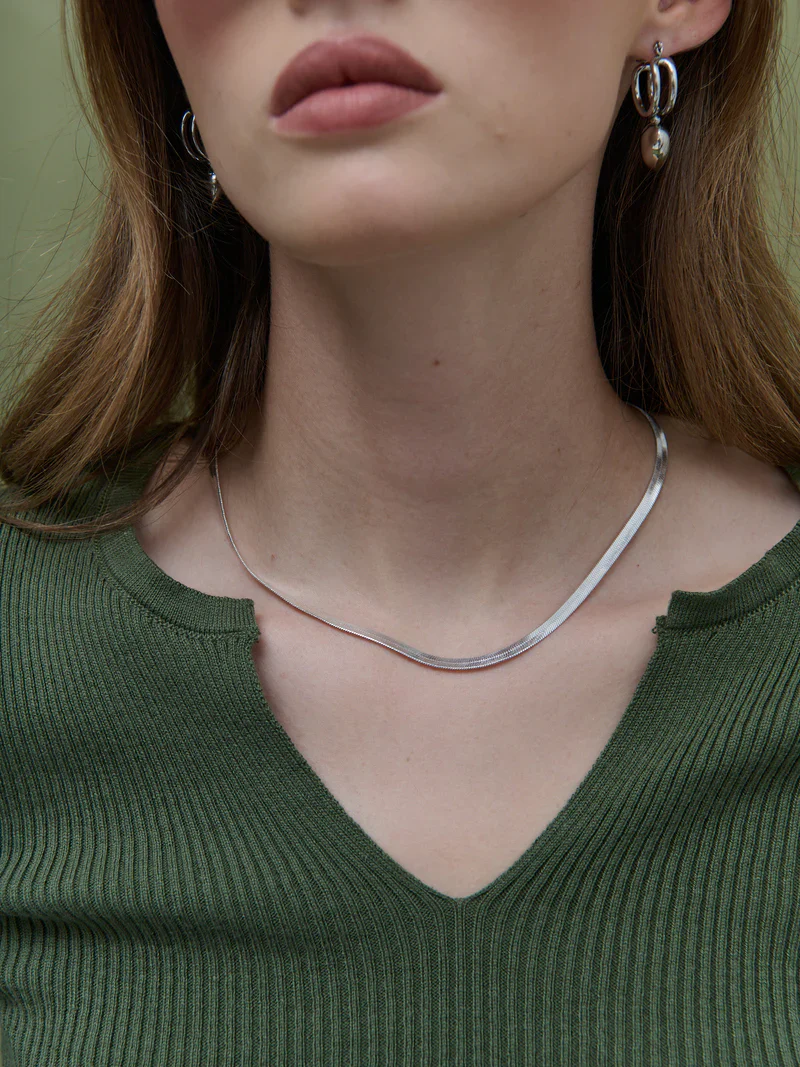 Cartar Snake Chain Necklace Silver - Image 3