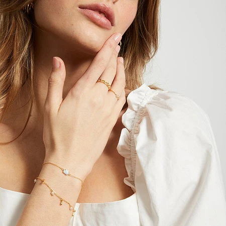 Cassandra Bracelet - Gold