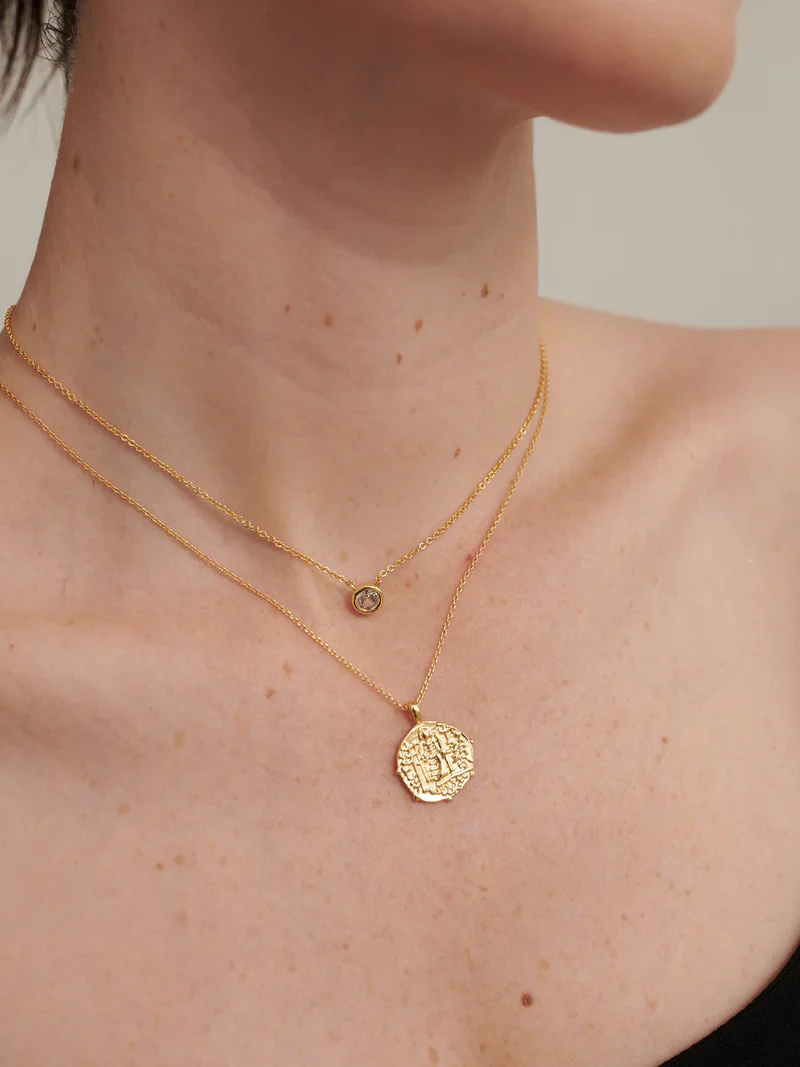 Coin Charm Necklace Gold - Image 4