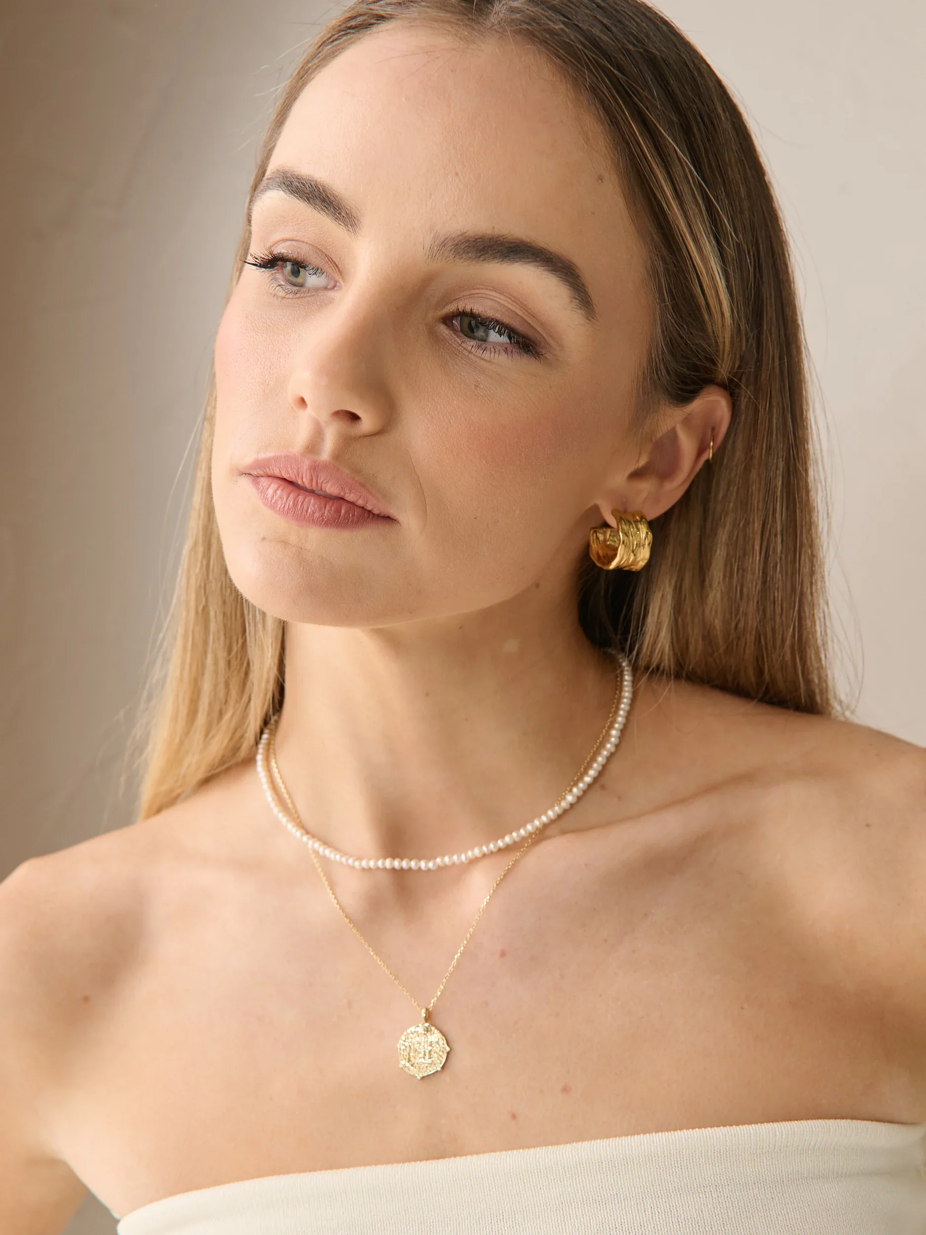 Coin Charm Necklace Gold - Image 6