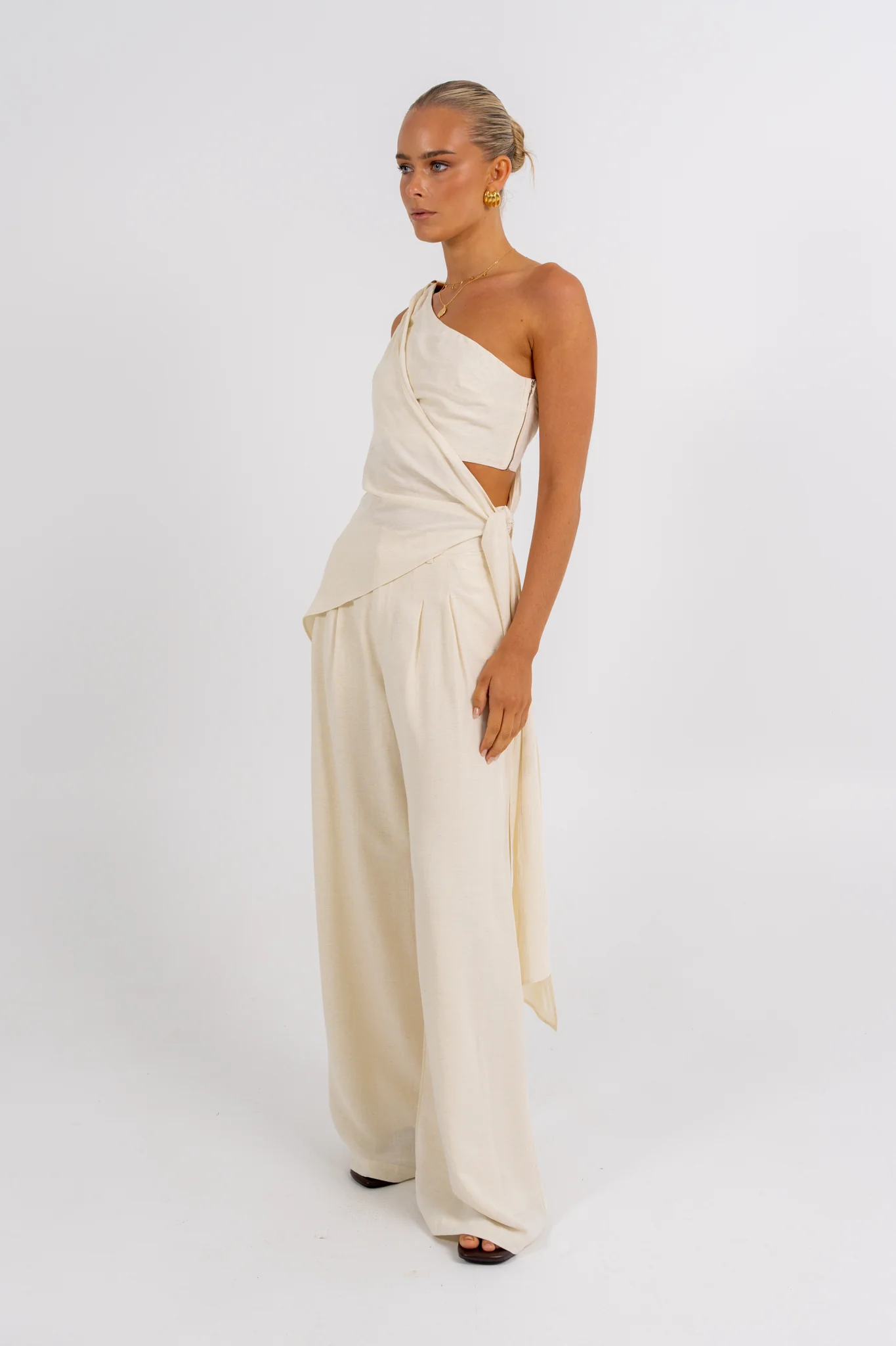 Freya Set Cream