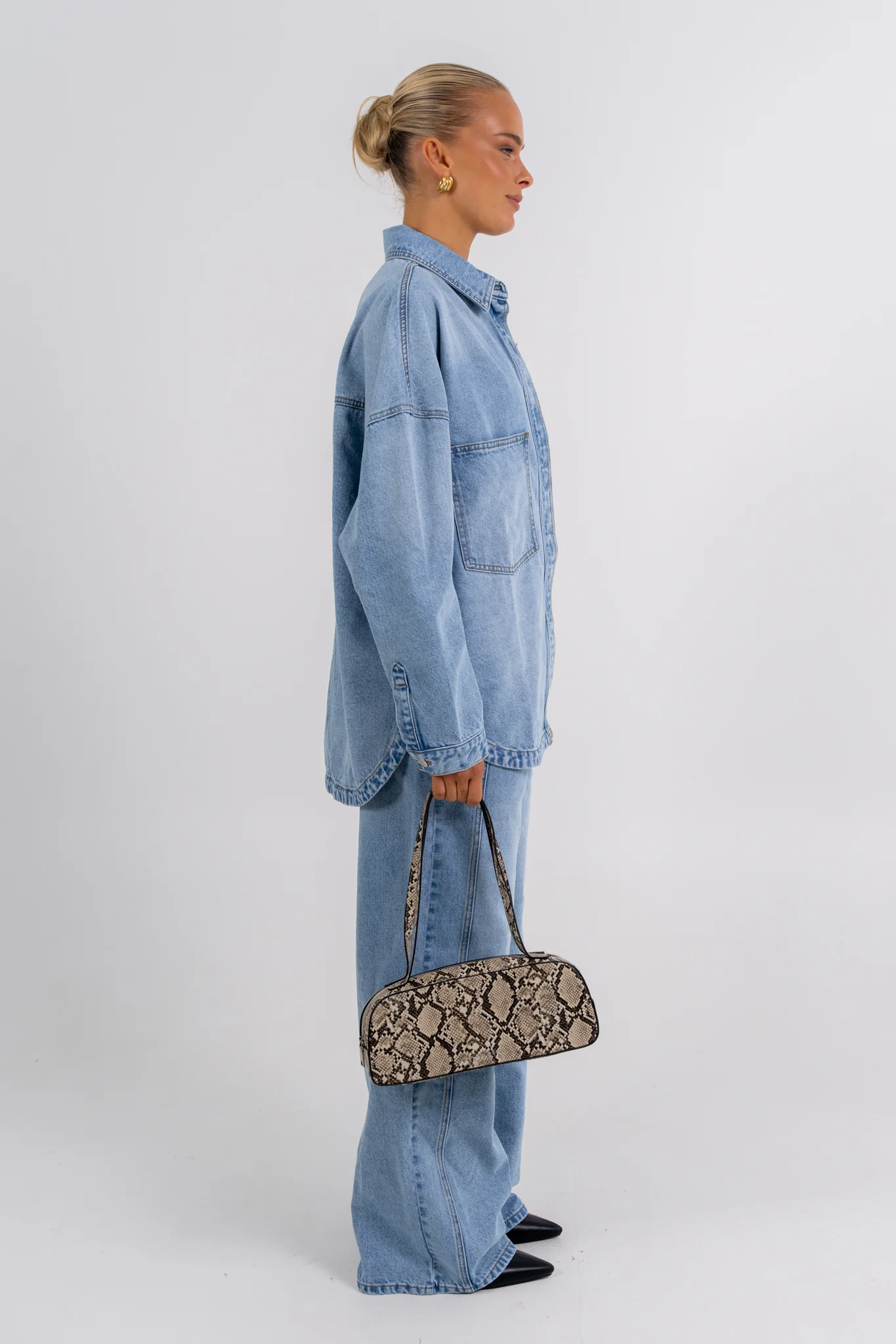 Ilou Denim Shirt Light Vintage - Image 21