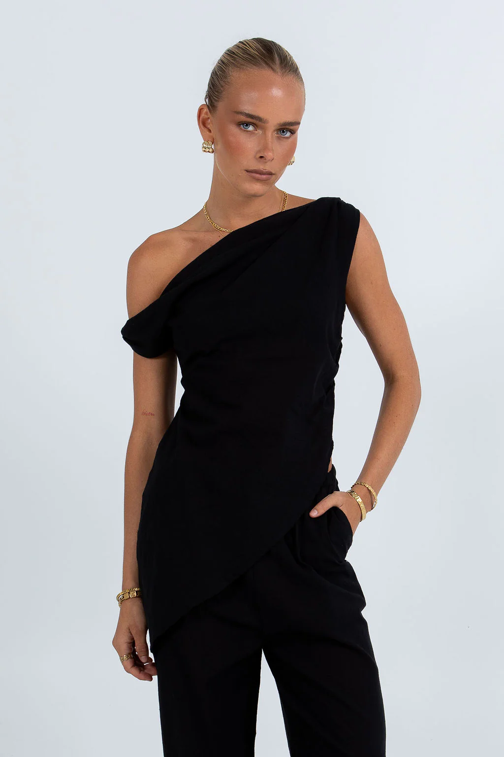 Jovanna Set Black - Image 4