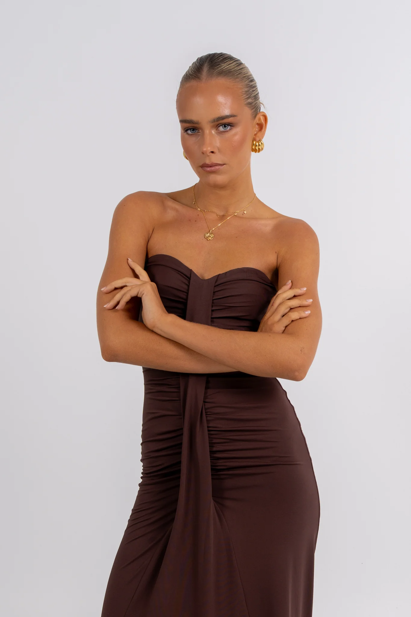 Nicole Maxi Dress Chocolate - Image 7