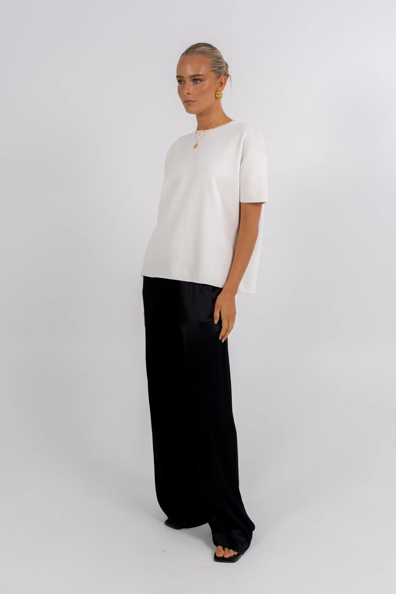 Oake Top White - Image 3