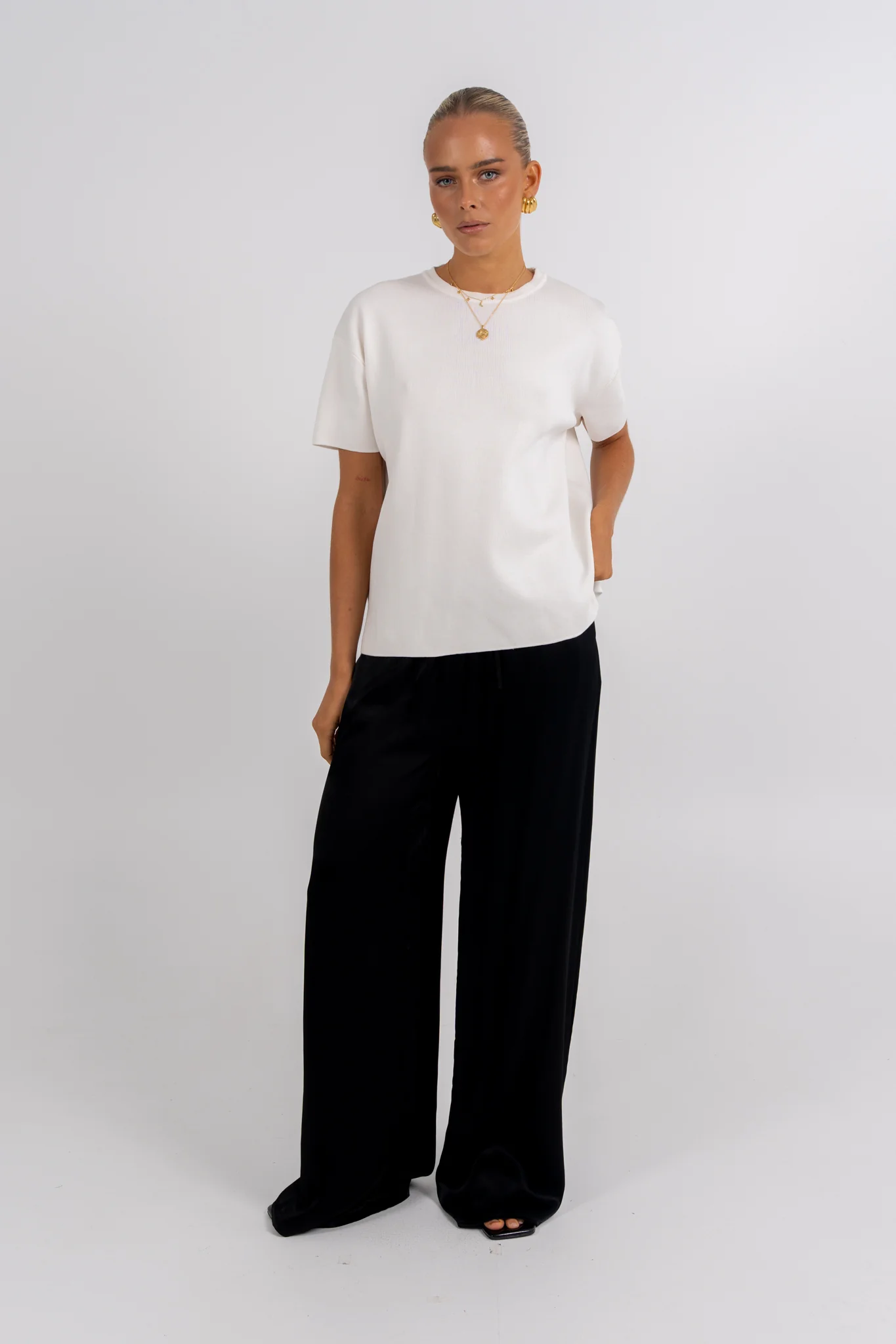 Oake Top White - Image 6