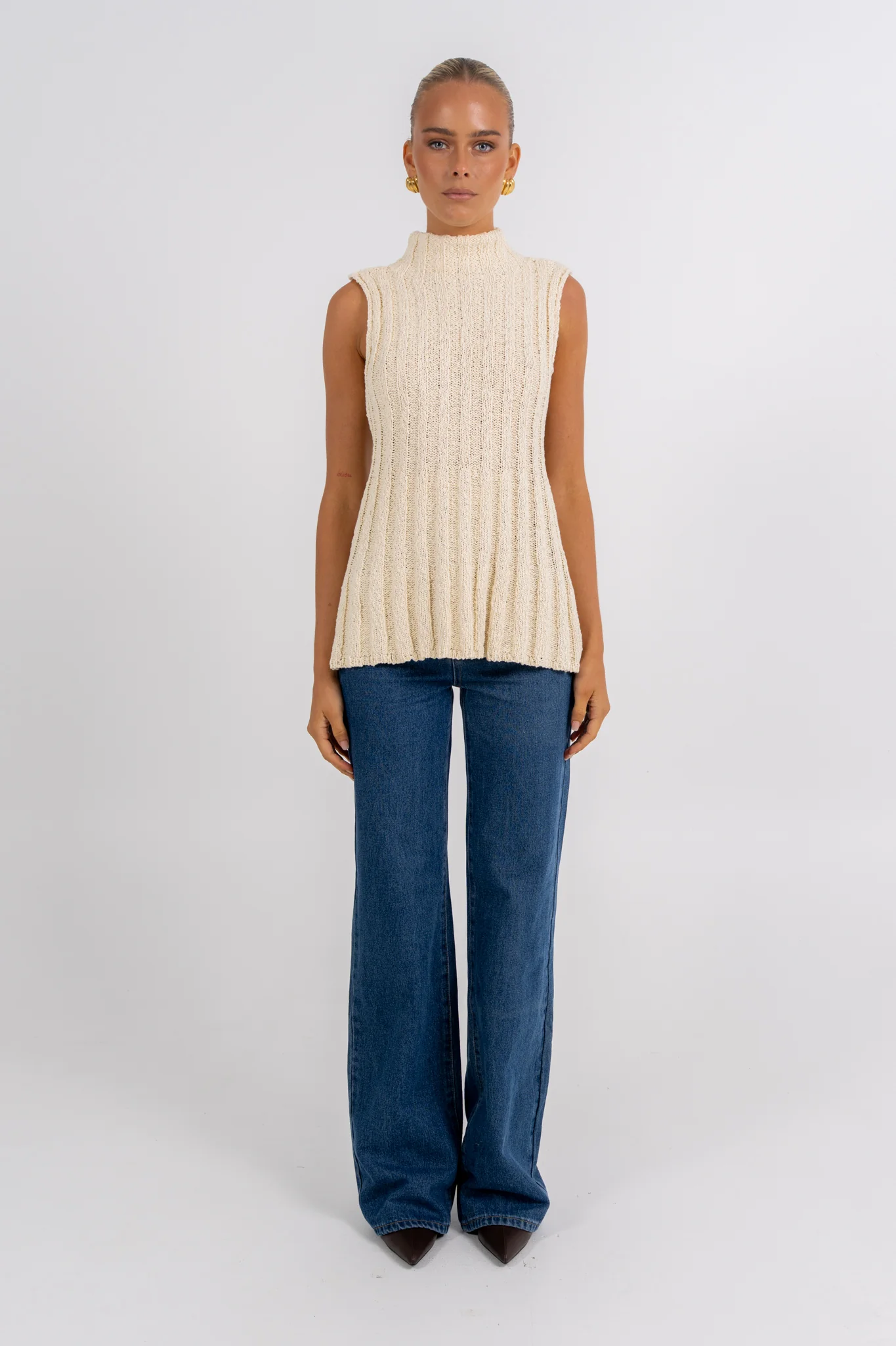 Ossie Top Cream