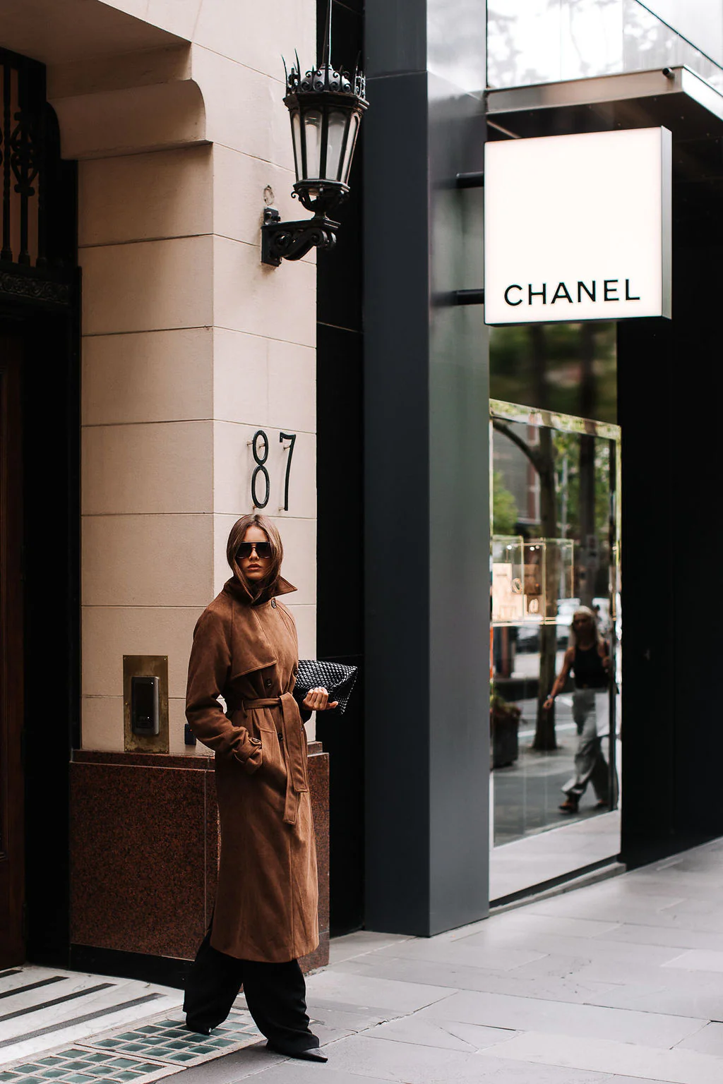 Qualia Trench Coat Chocolate - Image 9