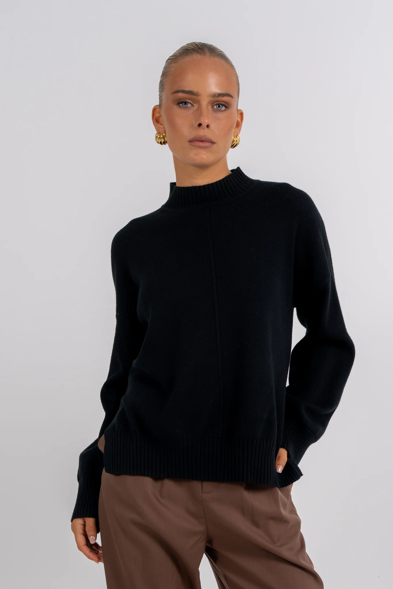 Yara Jumper Black - Image 2