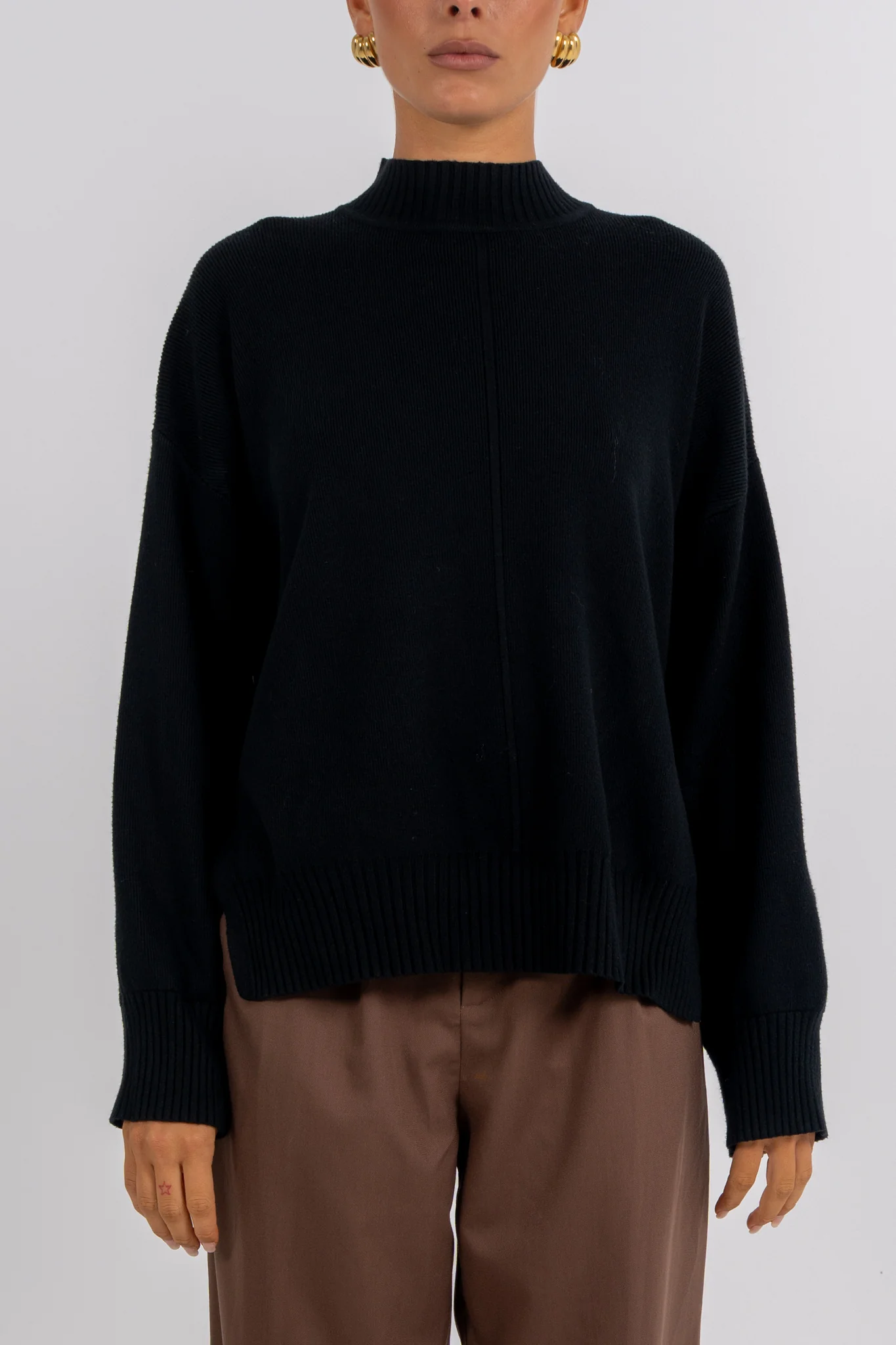Yara Jumper Black - Image 3