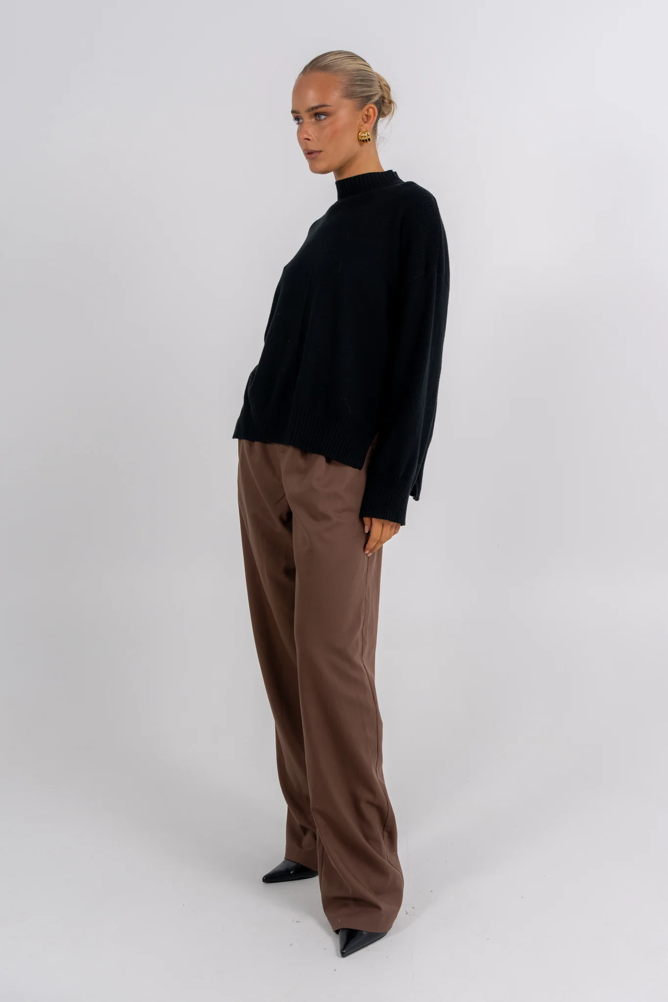 Yara Jumper Black - Image 4