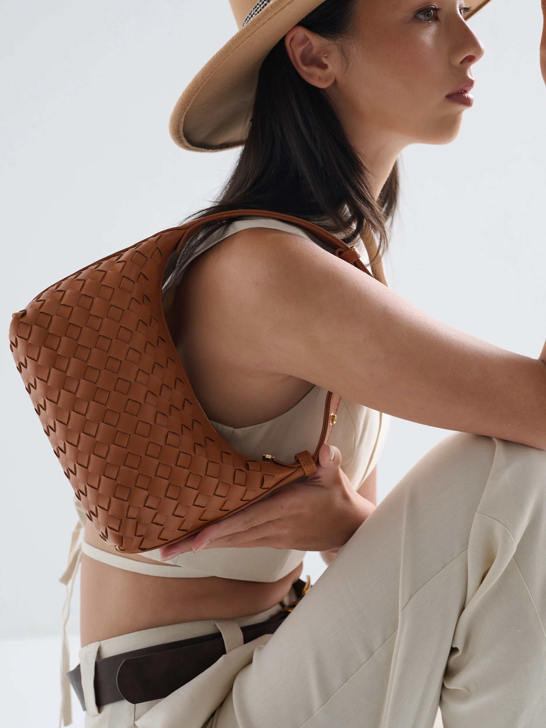 Cleo Bag Tan - Image 3