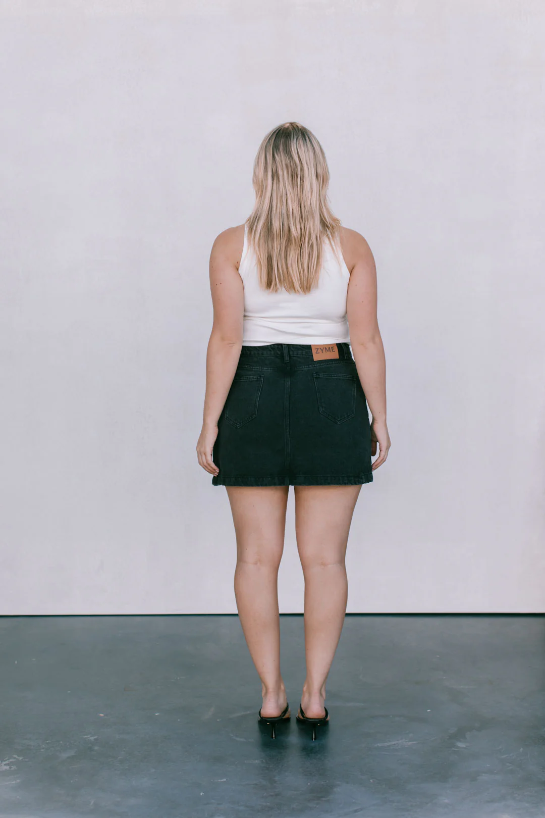Erin Mini Denim Skirt Washed Black - Image 12