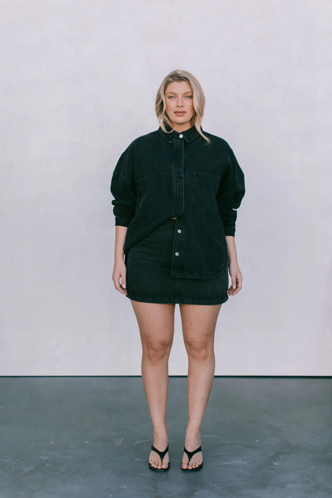 Erin Mini Denim Skirt Washed Black - Image 7