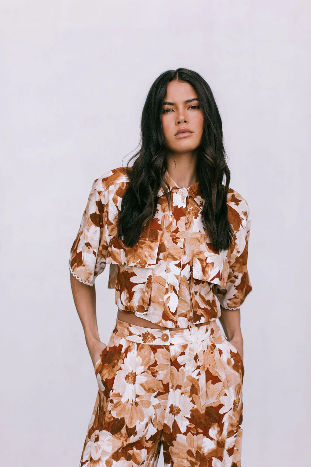Esimio Cropped Shirt Rust Floral - Image 7