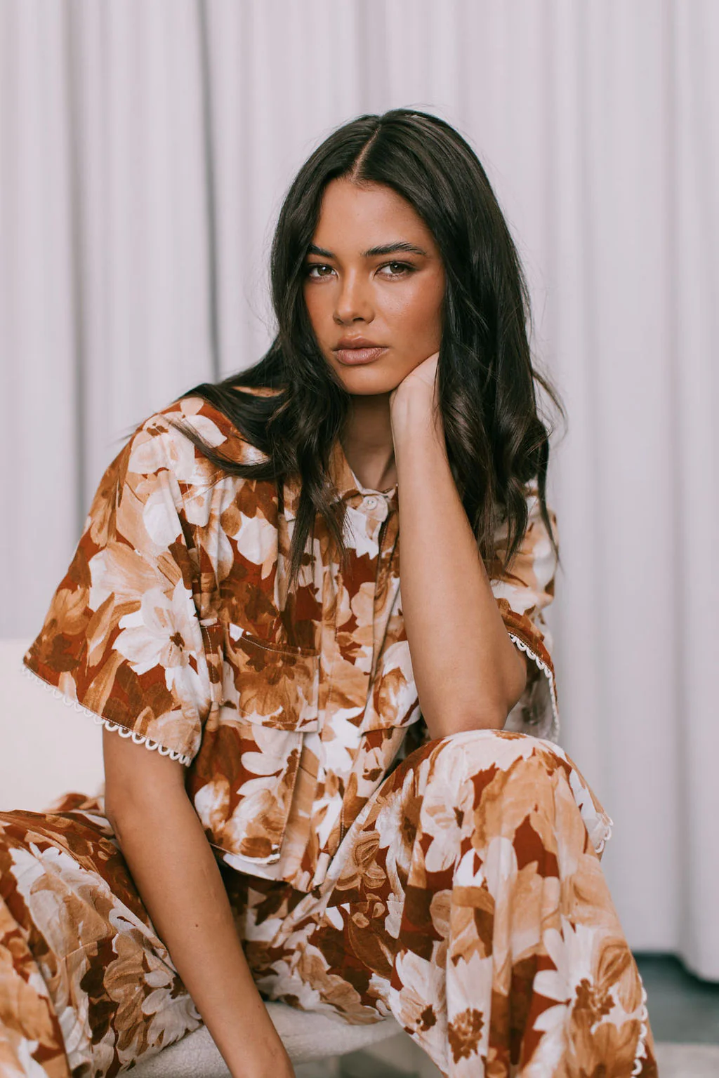 Esimio Cropped Shirt Rust Floral - Image 9