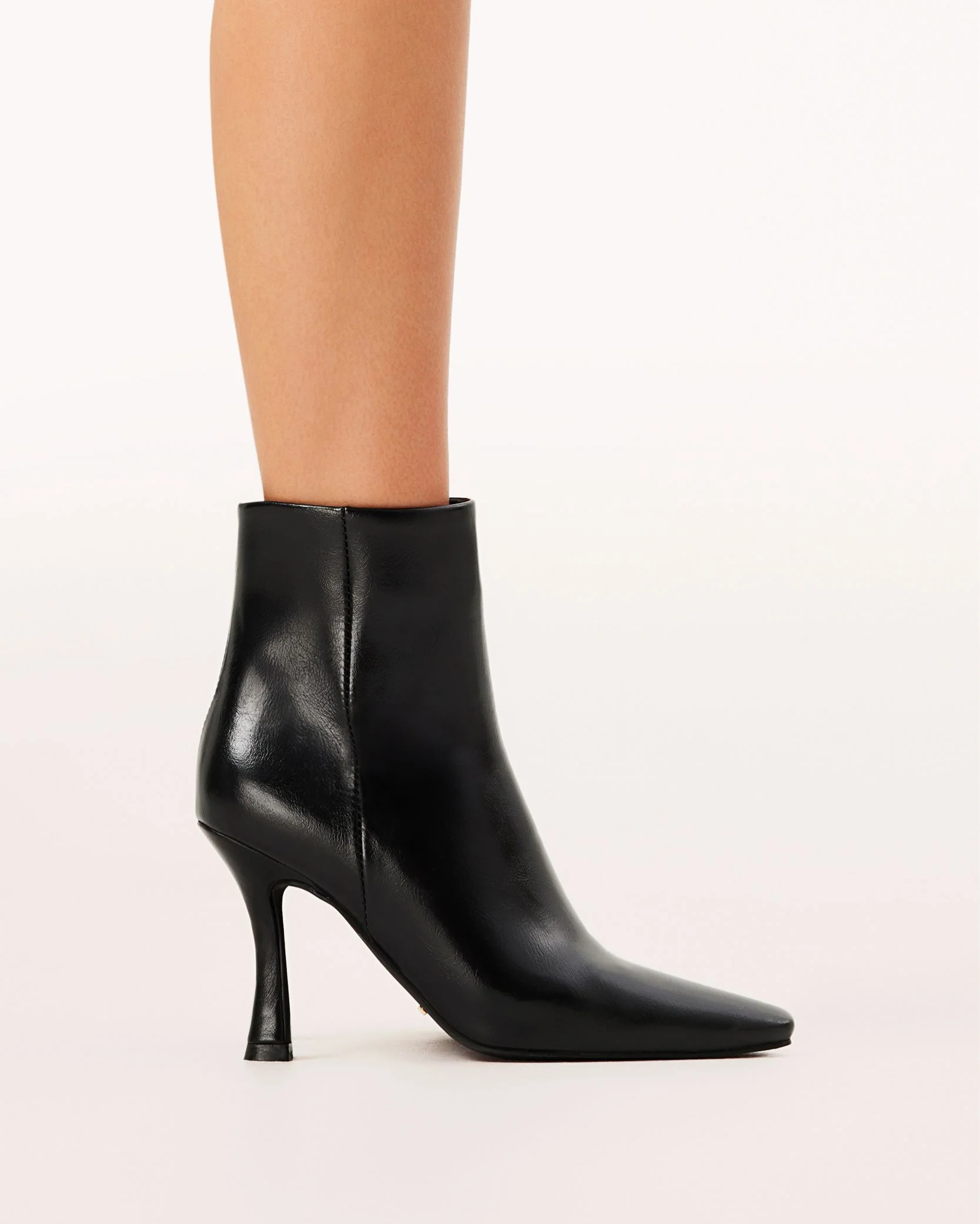 Fayda Ankle Boots Black - Image 2