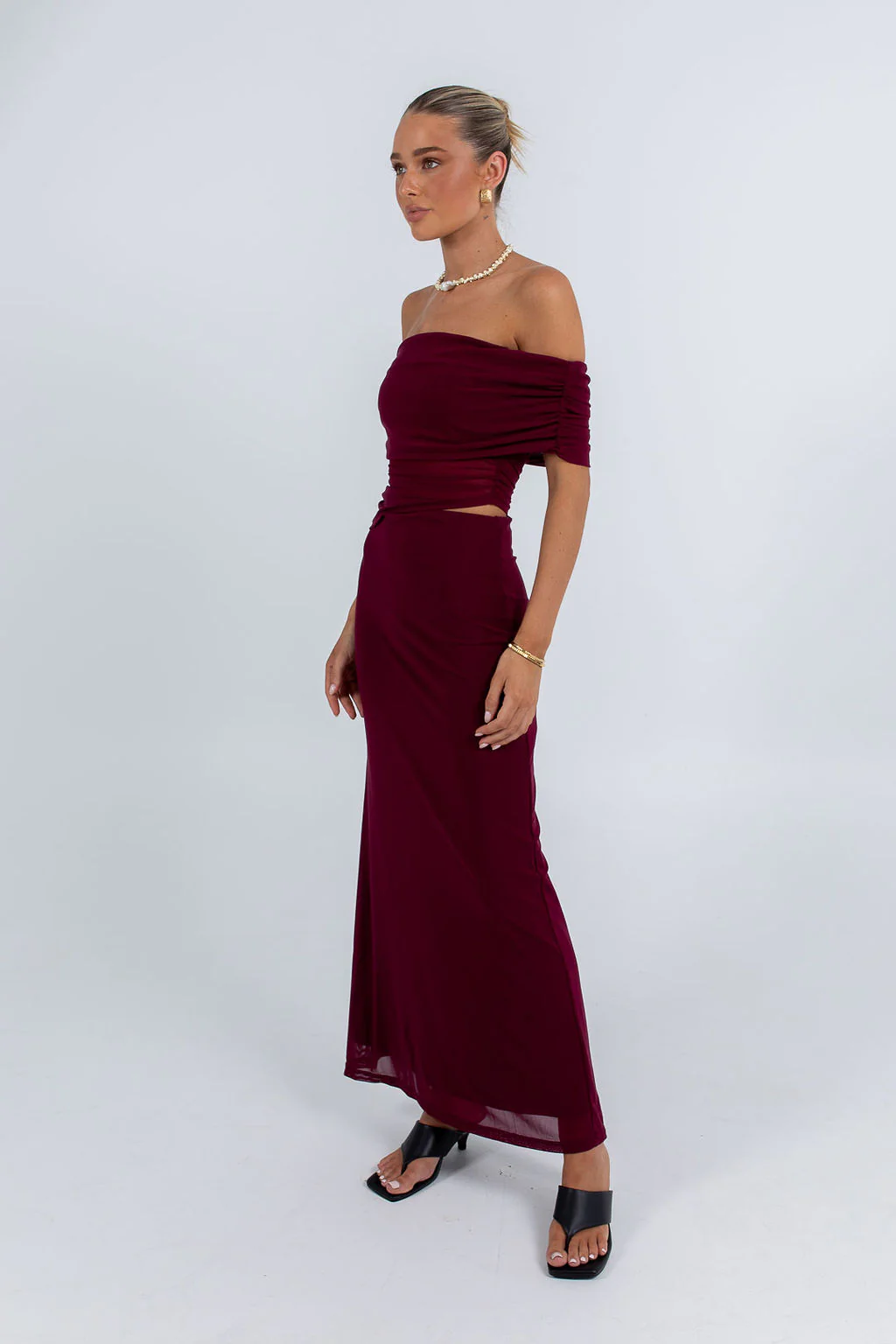 Fiora Maxi Dress Burgundy - Image 2