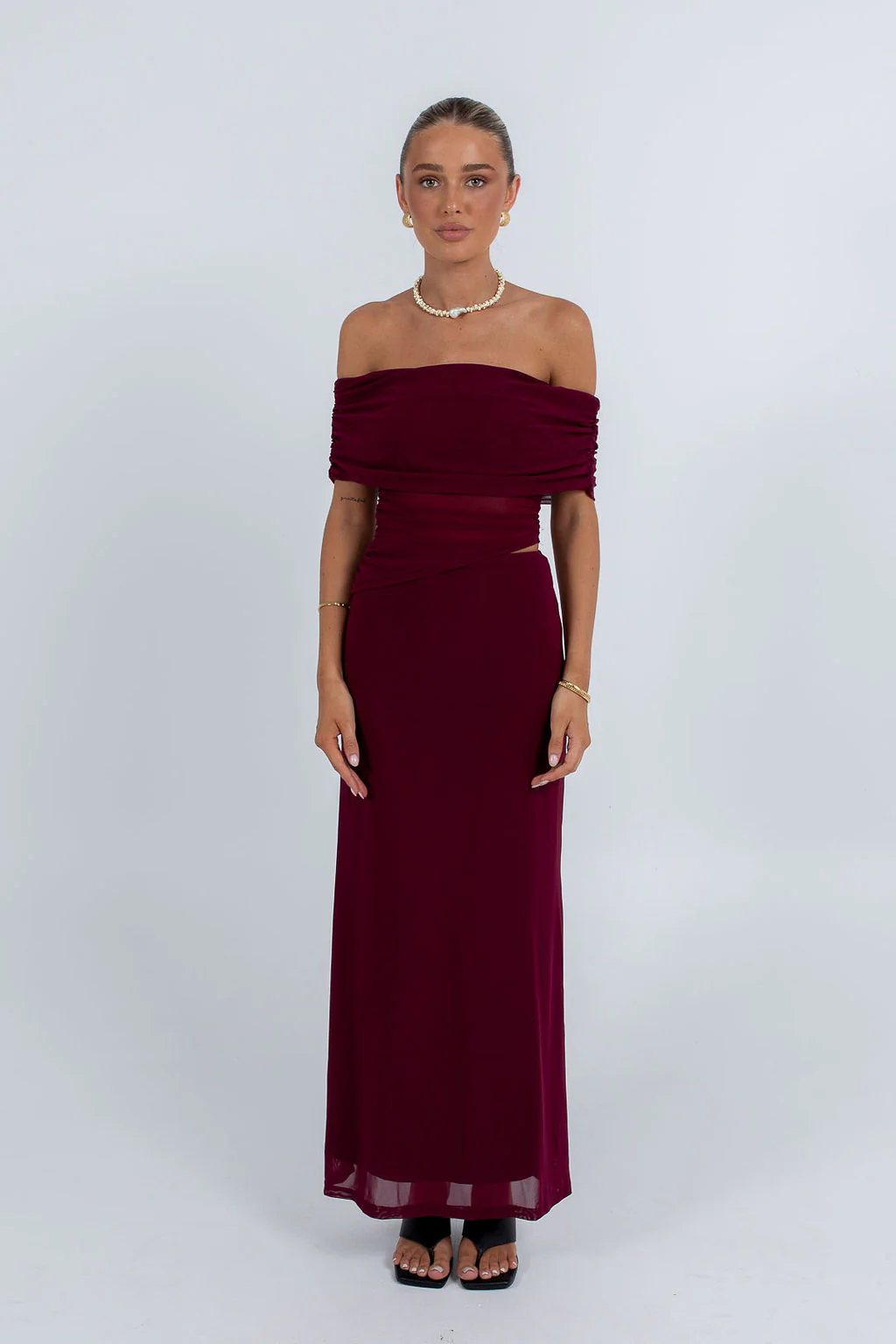 Fiora Maxi Dress Burgundy - Image 3