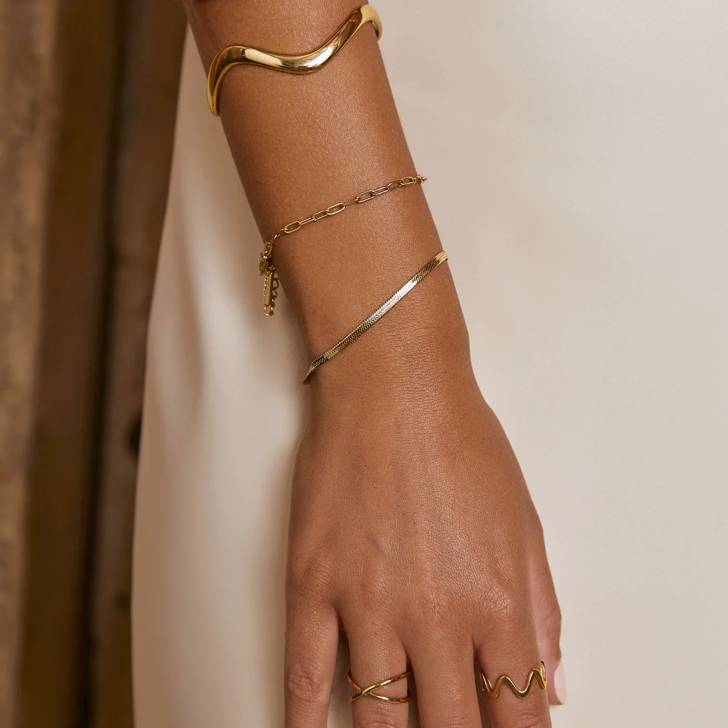 Granada Bracelet Gold - Image 3