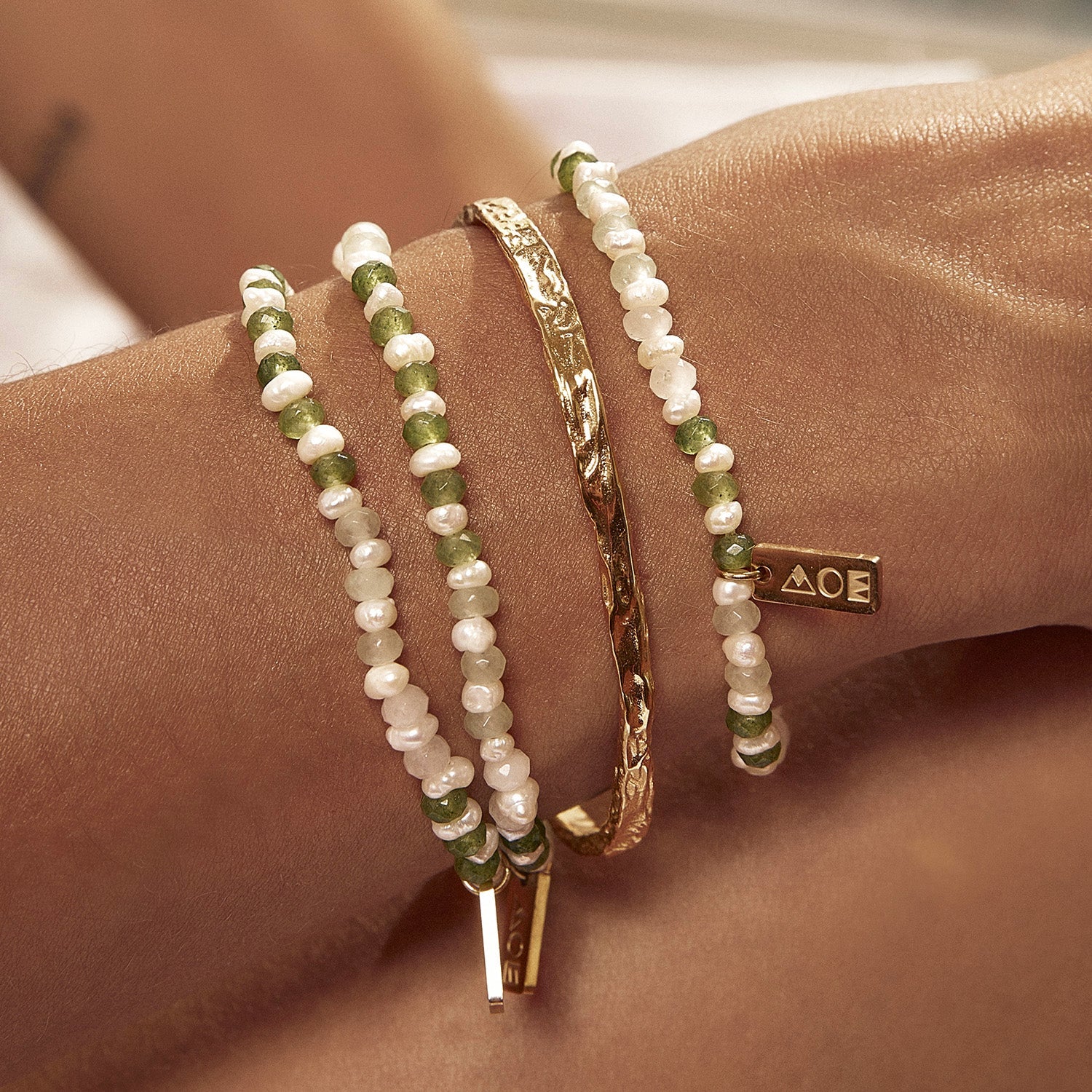 Helios Cuff Gold - Image 7