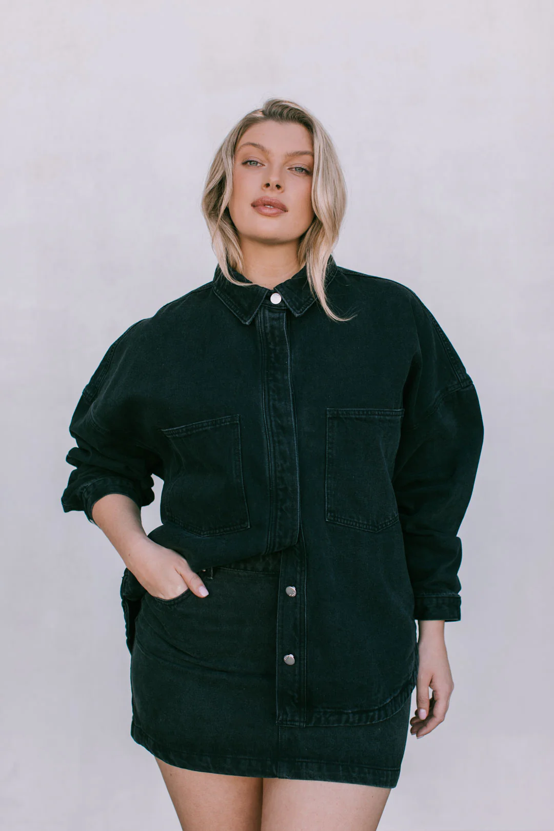 Ilou Denim Shirt Washed Black - Image 18