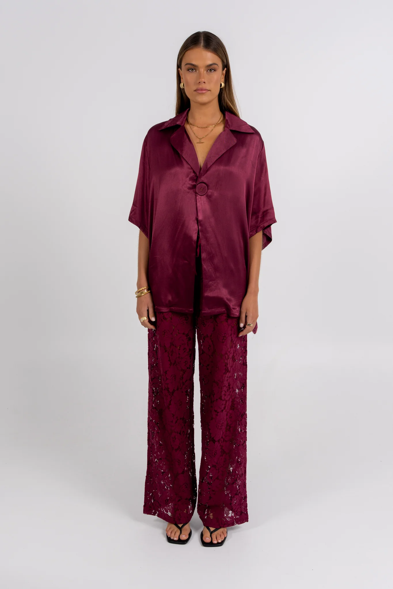 Ilsuo Pants Burgundy Lace - Image 3