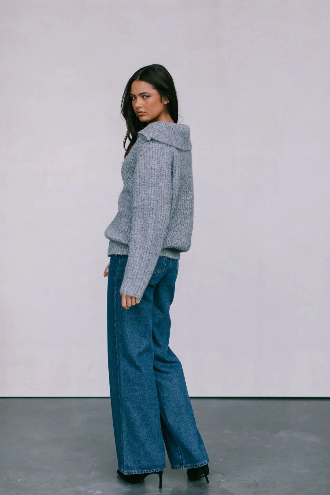 Isla Jumper Grey - Image 3