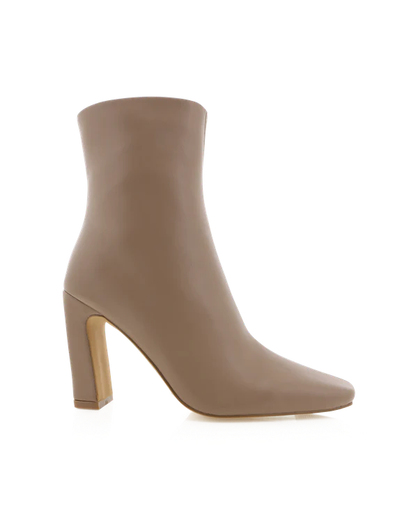 Iva Ankle Boots Truffle