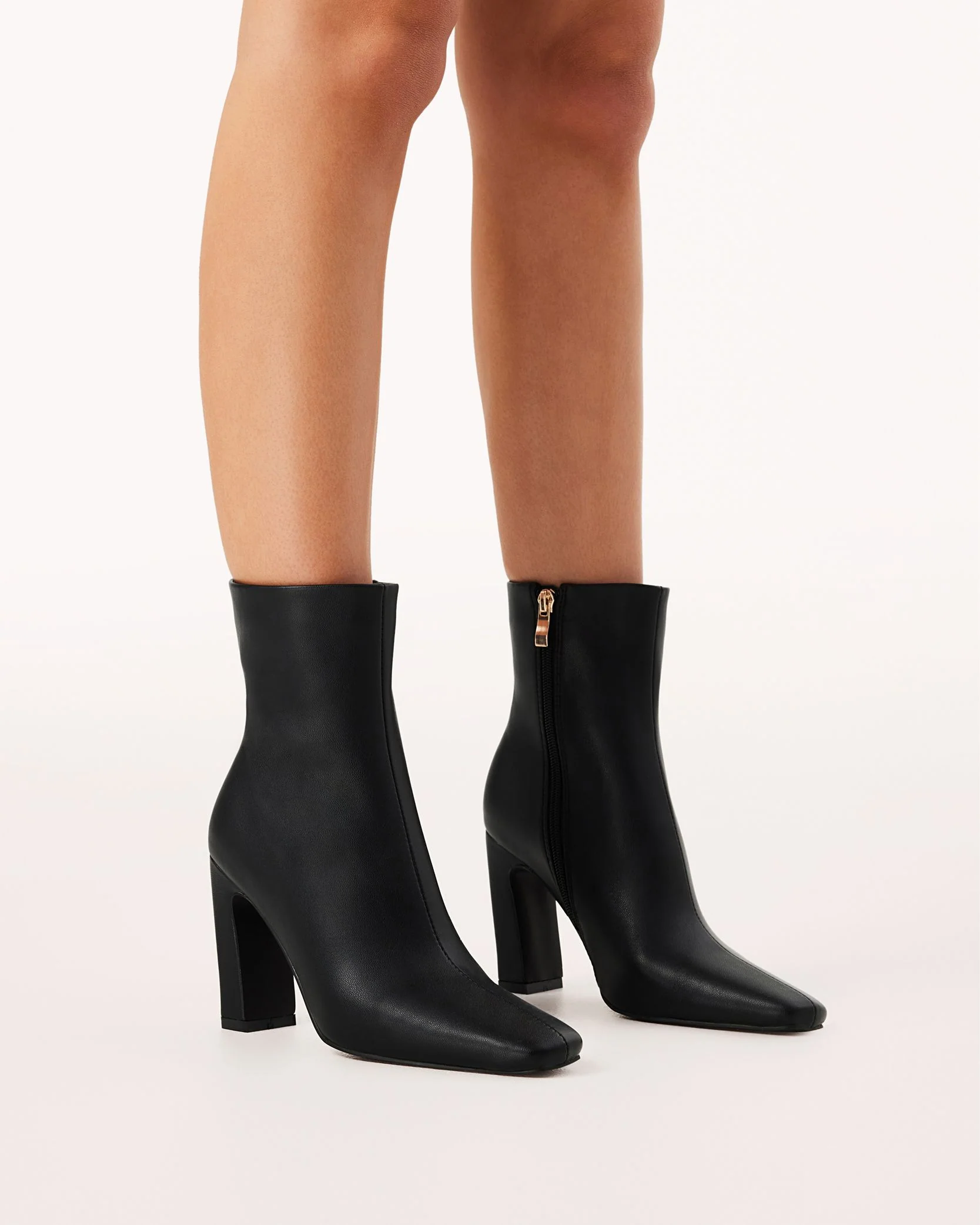 Iva Ankle Boots Black - Image 3