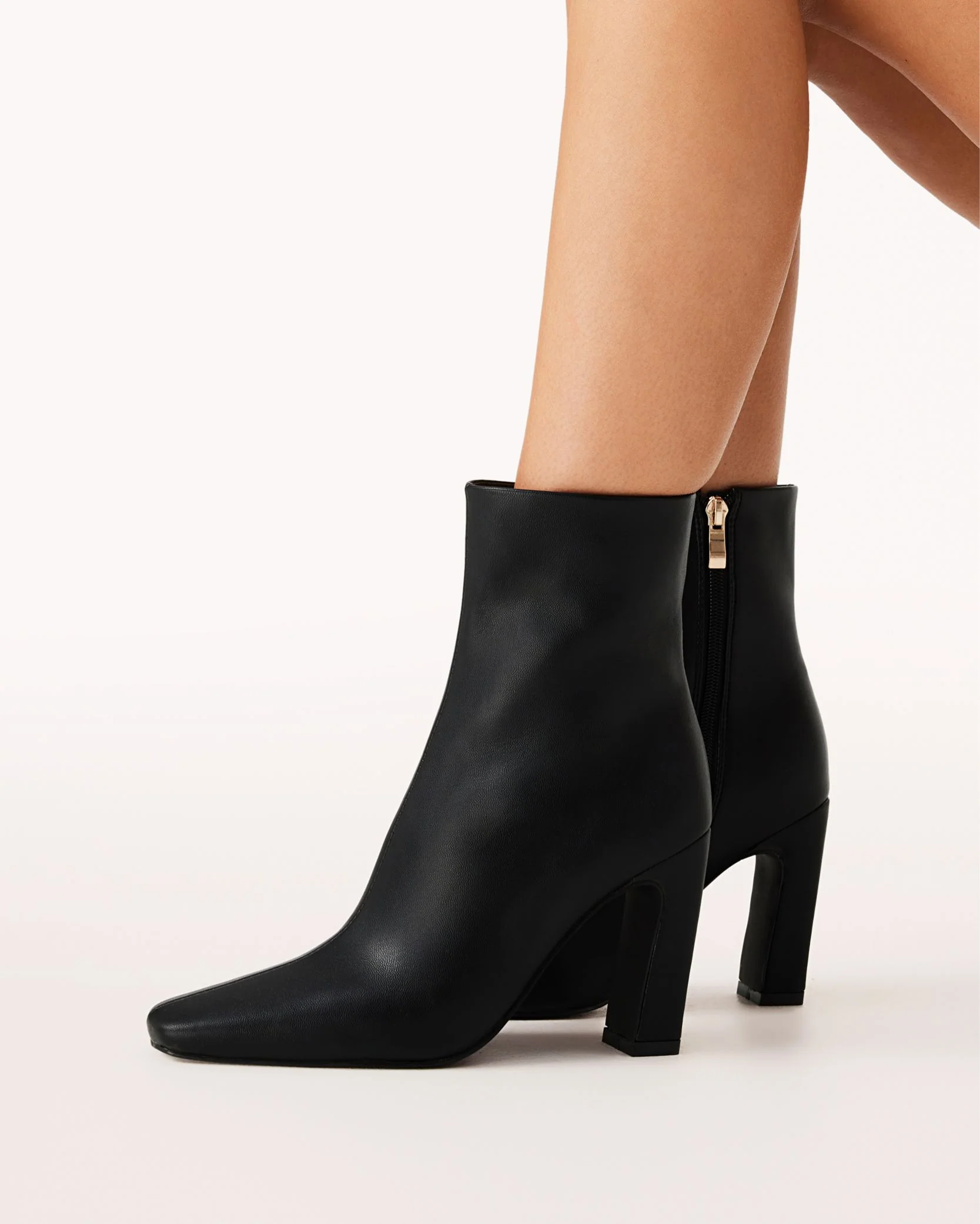 Iva Ankle Boots Black - Image 6