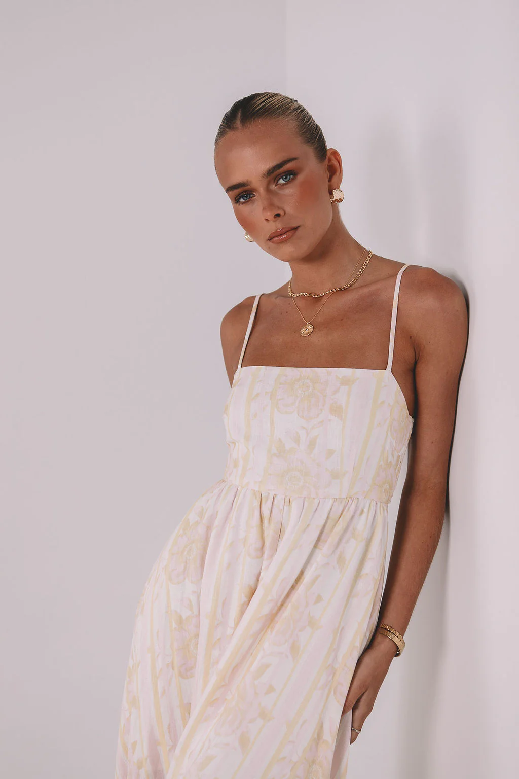 Izrah Dress Lemon Floral - Image 6