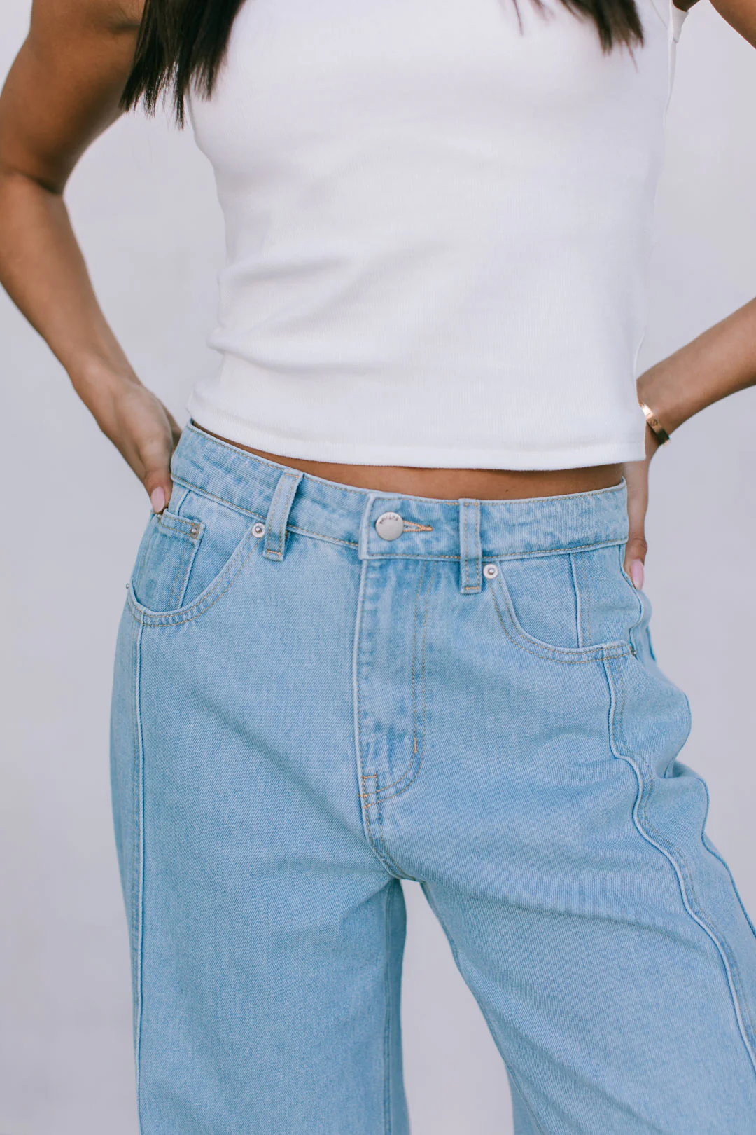 Janey Baggy Leg Jeans Light Blue Wash - Image 19