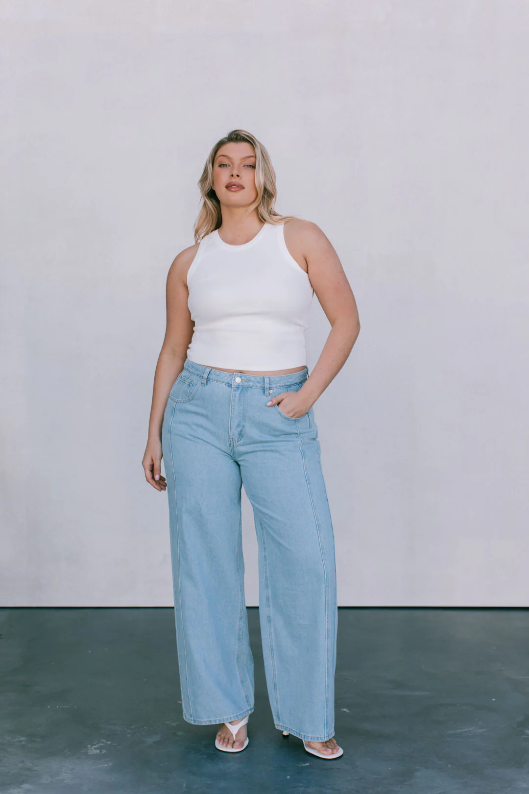 Janey Baggy Leg Jeans Light Blue Wash - Image 21