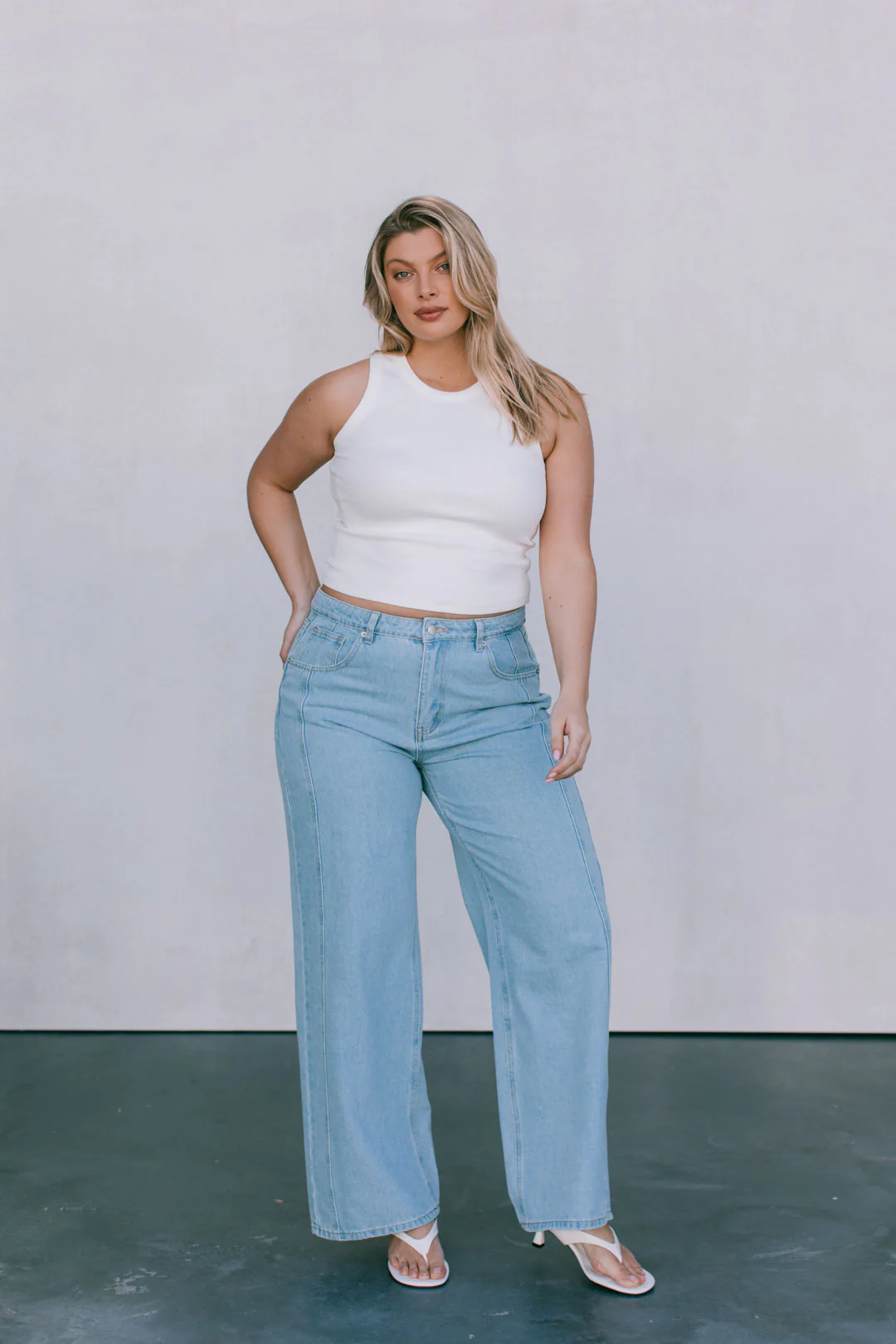 Janey Baggy Leg Jeans Light Blue Wash - Image 38