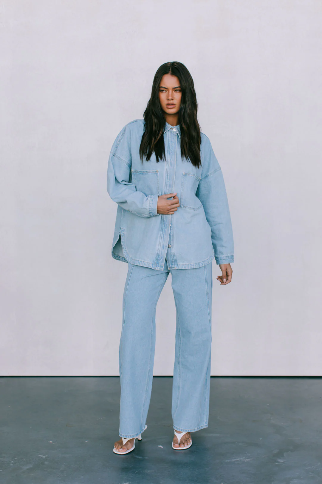 Janey Baggy Leg Jeans Light Blue Wash - Image 54