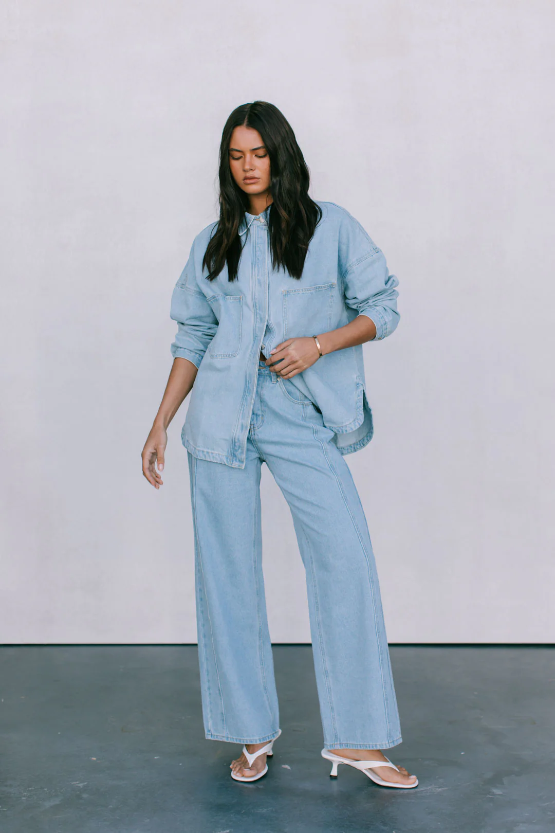 Janey Baggy Leg Jeans Light Blue Wash - Image 55
