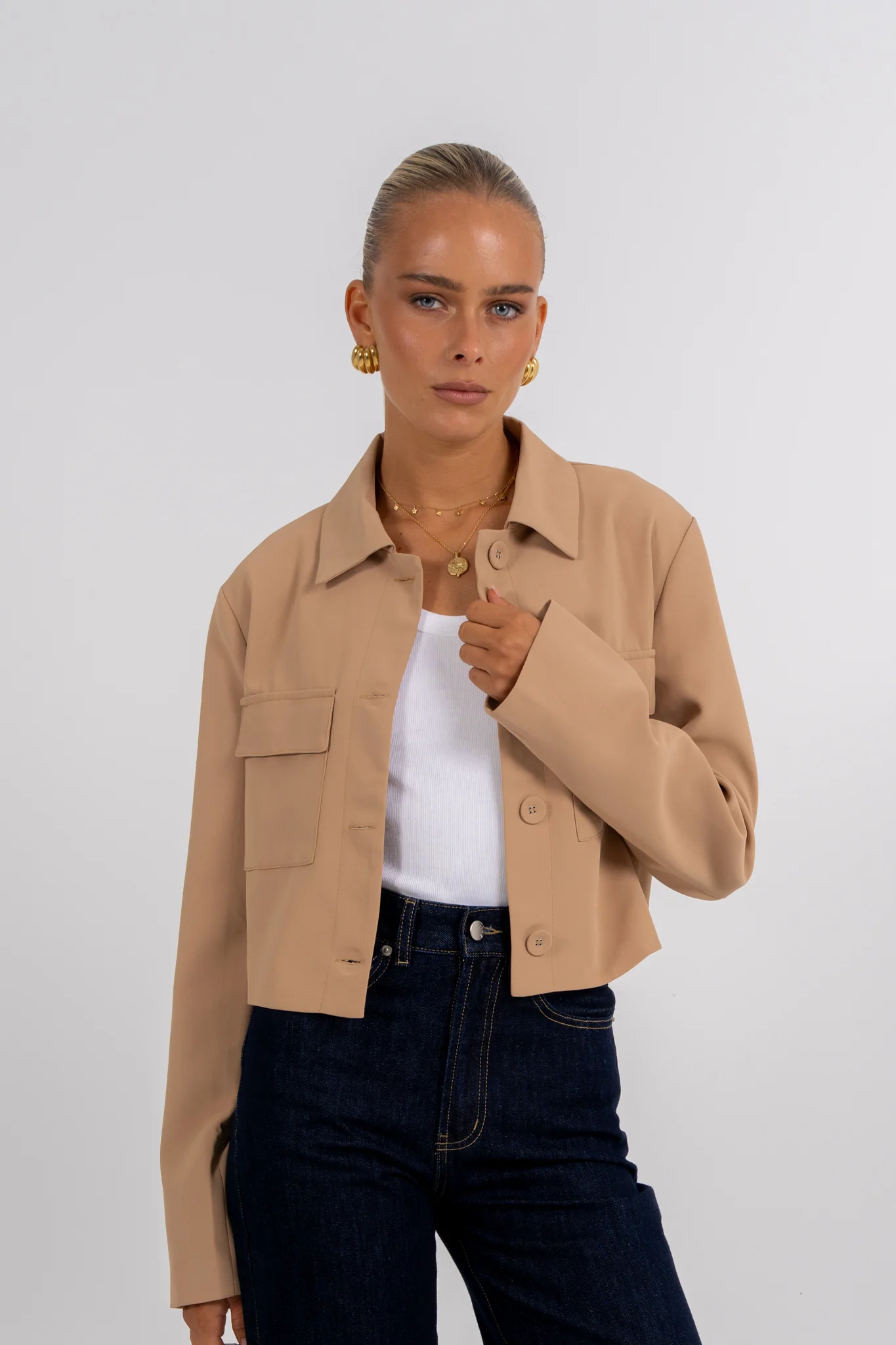 Jovie Cropped Shirt Beige - Image 9