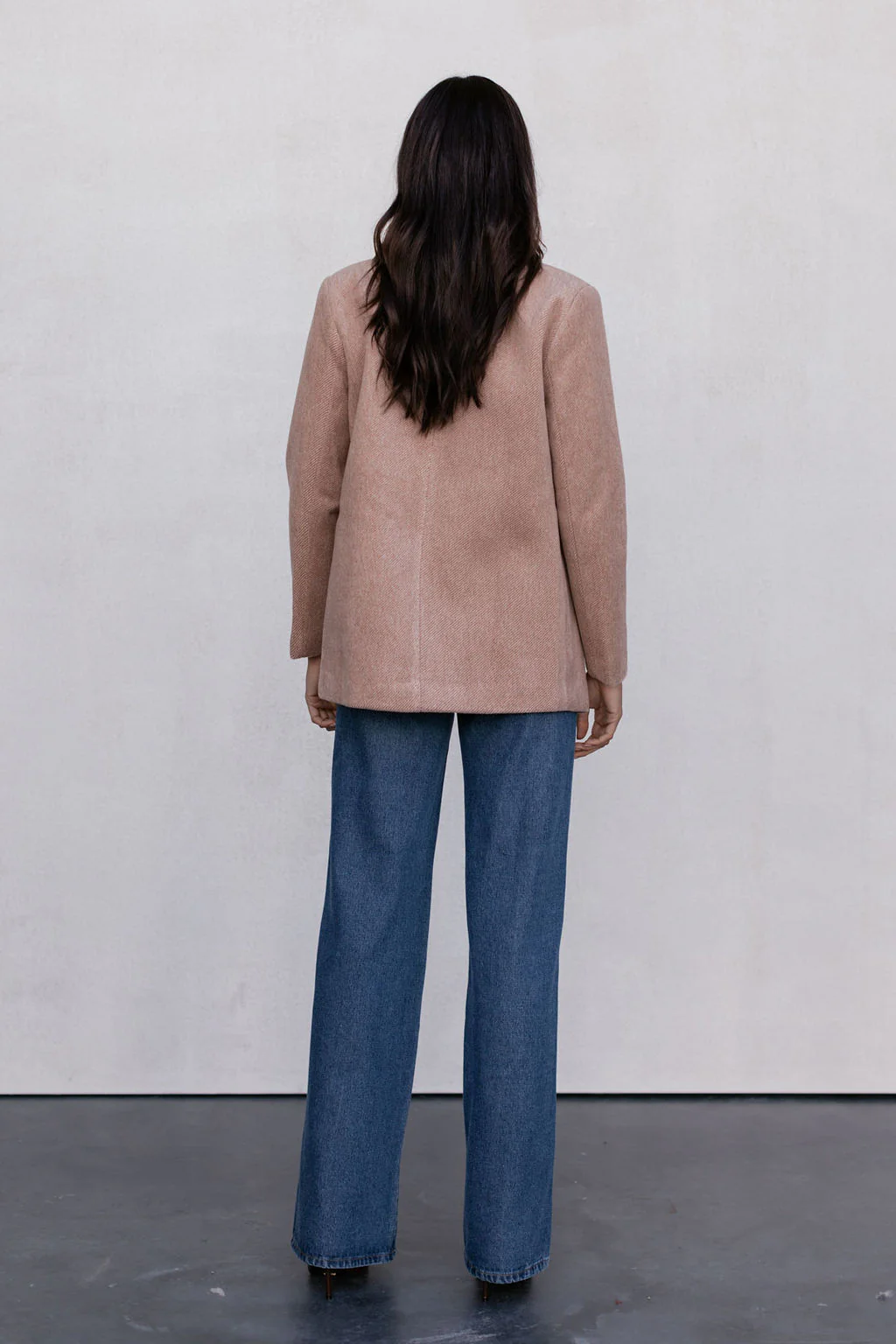 Mila Blazer Light Sand - Image 15