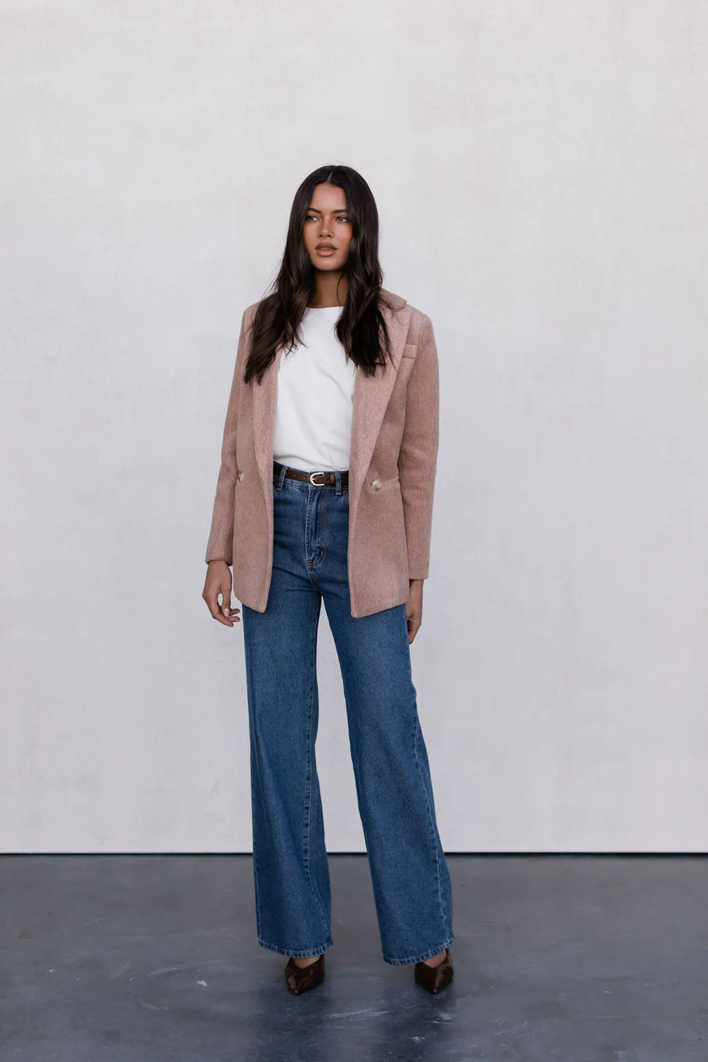 Mila Blazer Light Sand - Image 16