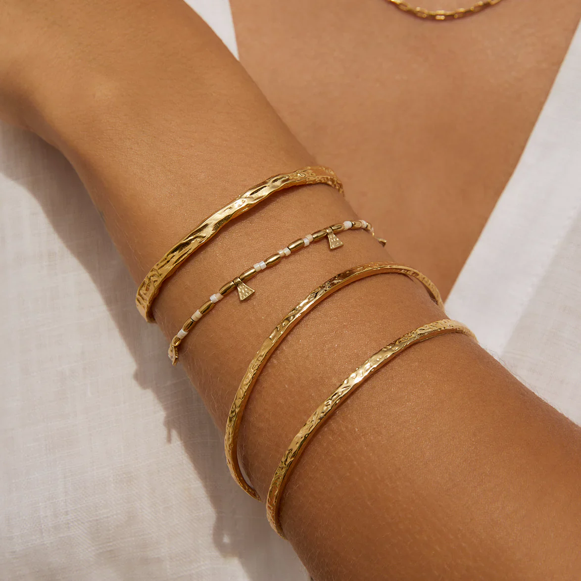 Natalia Bracelet Gold - Image 5