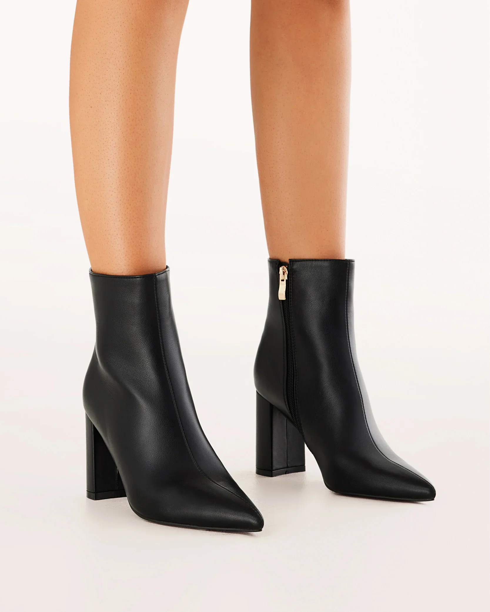 Nicoletta Ankle Boots Black - Image 4