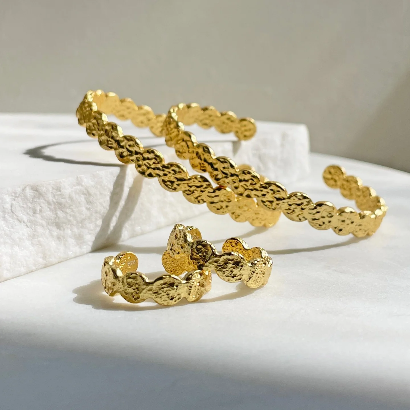Olsen Cuff Gold - Image 5